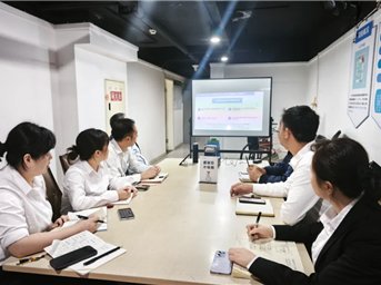“周一安全课堂”（第24期）聚焦《成都市消防条例》宣贯及“五知四快”能力提升开展专题培训